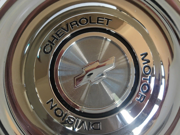 Rallye Wheel Hub Cap - Chevrolet Motor Division Logo
