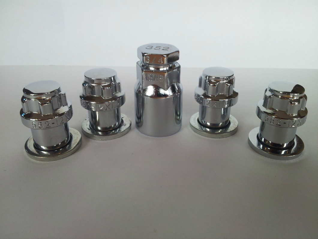 Chrome Lock Nut Set 1/2