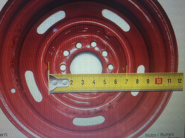 Rallye Wheel Hub Cap - Chevrolet Motor Division Logo
