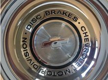 Load image into Gallery viewer, Rallye Wheel Hub Cap - Chevrolet Motor Division Logo