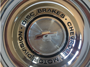 Rallye Wheel Hub Cap - Chevrolet Motor Division Logo